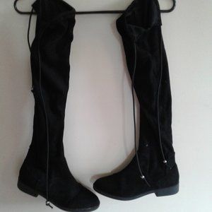 Black size 6m womans fashion boot